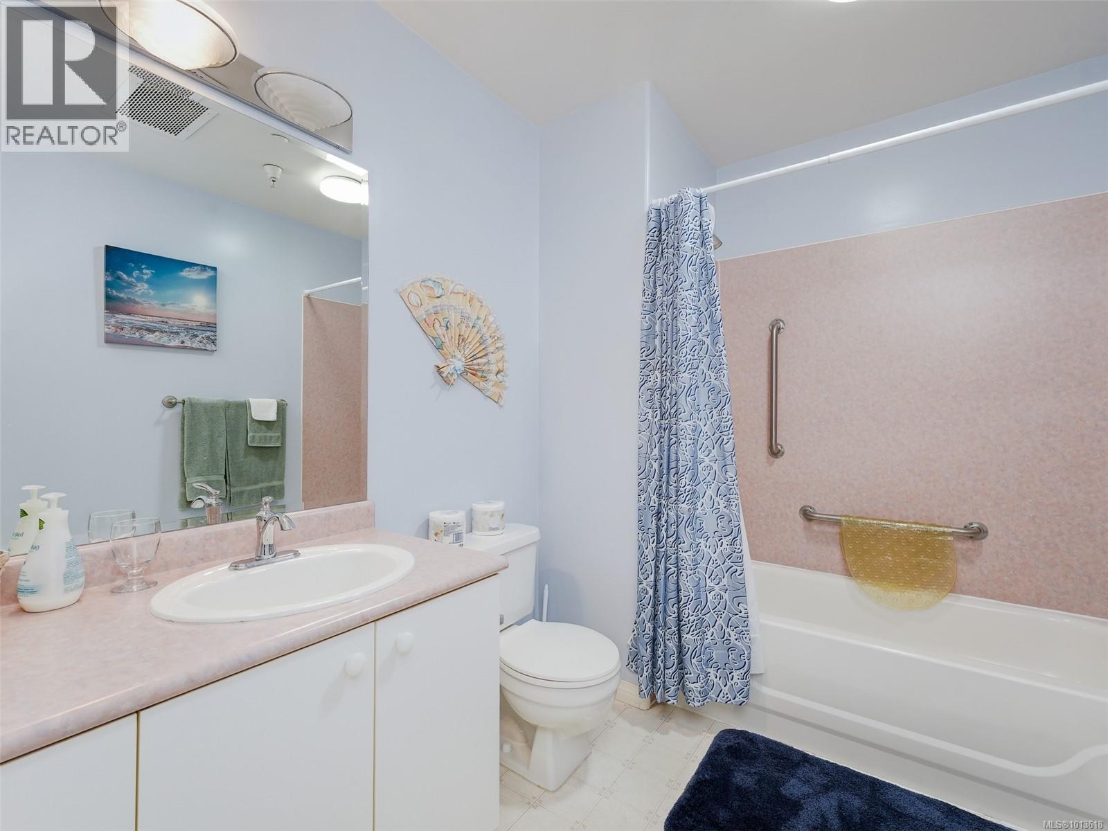 413 3133 Tillicum Rd, Saanich