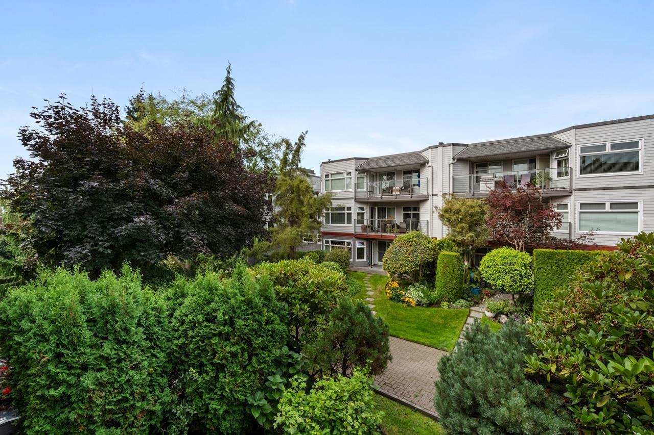 407 1225 MERKLIN STREET, White Rock