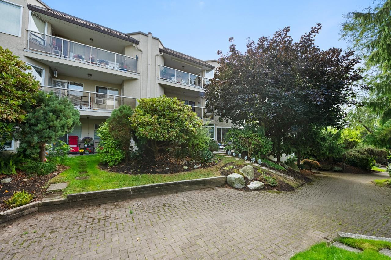 407 1225 MERKLIN STREET, White Rock