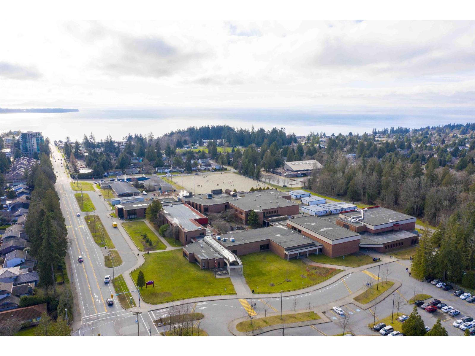 407 1225 MERKLIN STREET, White Rock
