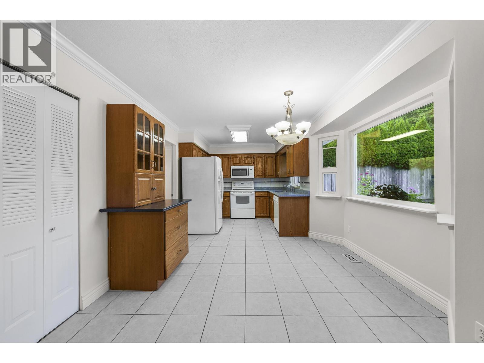 3731 BRACEWELL COURT, Port Coquitlam
