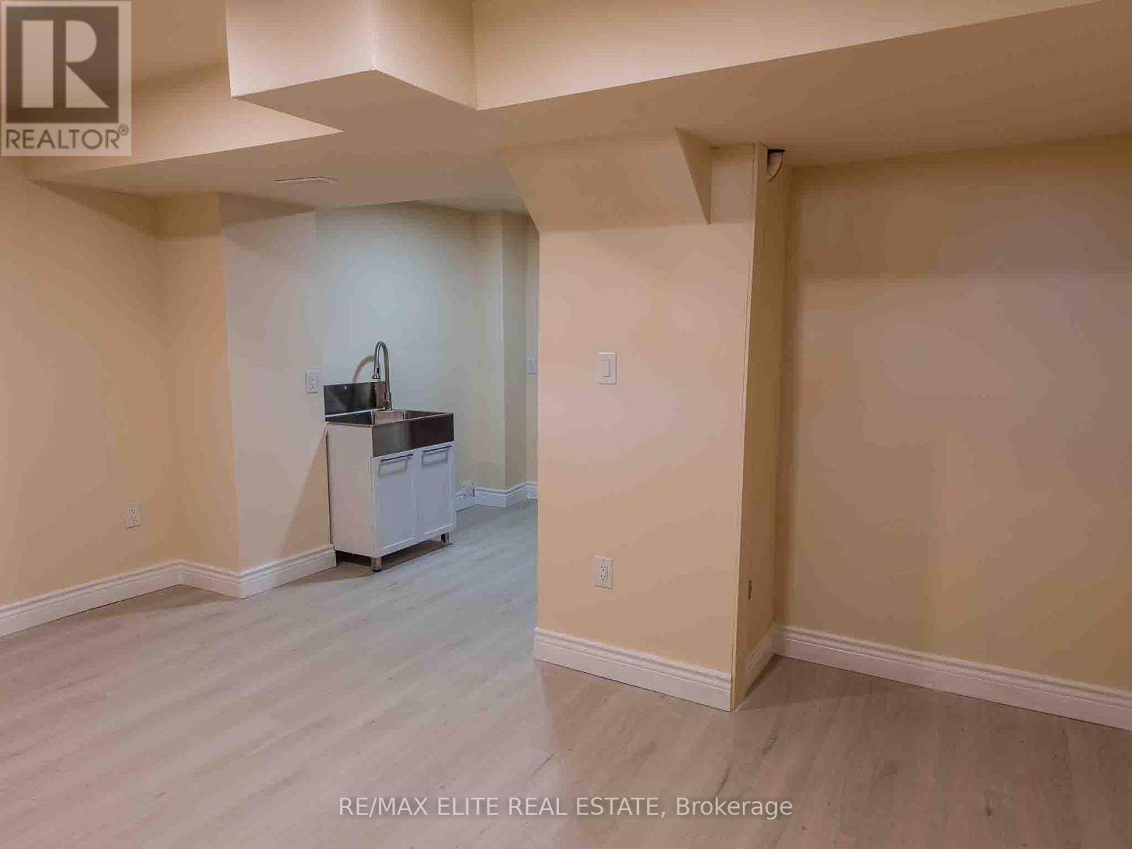 Single Family House for Sale in  GOULD LANE Vaughan (Patterson) 