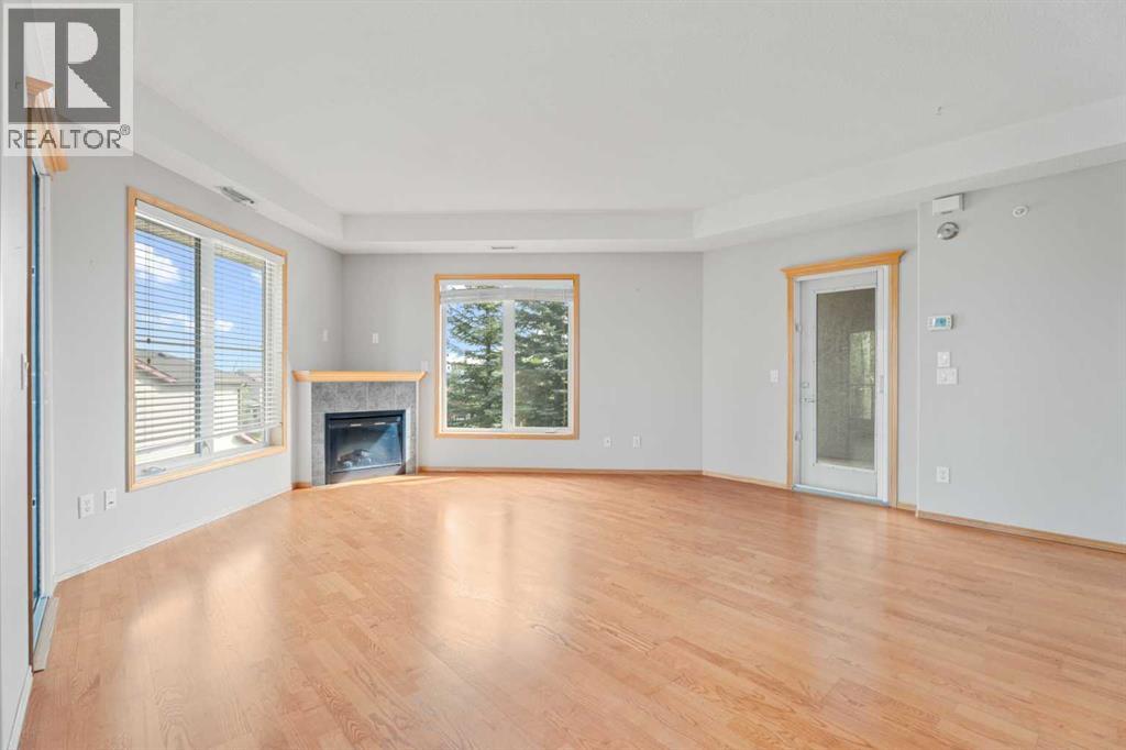 Single Family House for Sale in   Everstone Drive SW Evergreen Calgary 