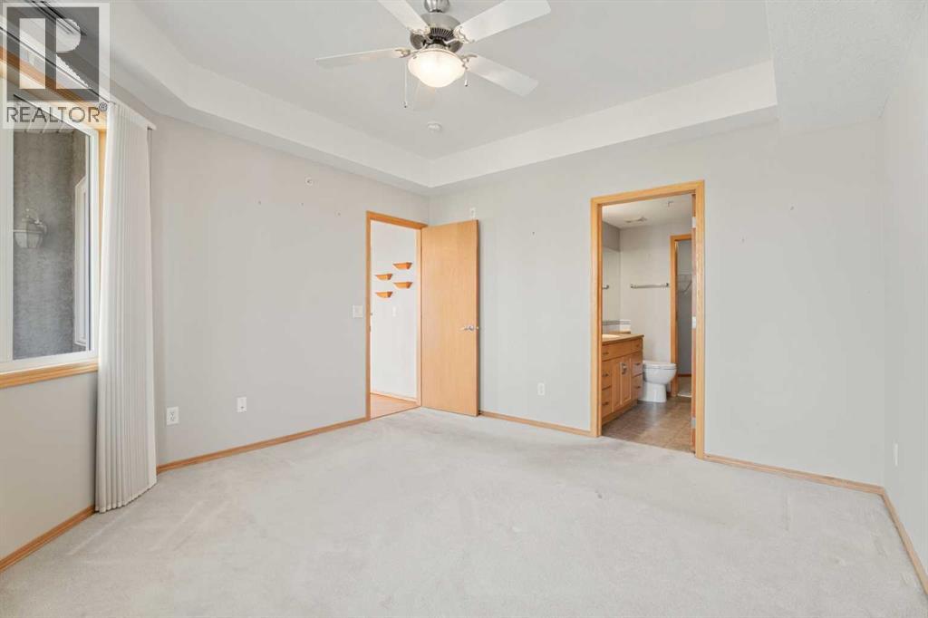 Single Family House for Sale in   Everstone Drive SW Evergreen Calgary 