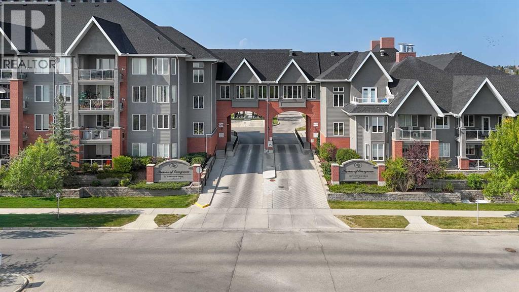 Single Family House for Sale in   Everstone Drive SW Evergreen Calgary 