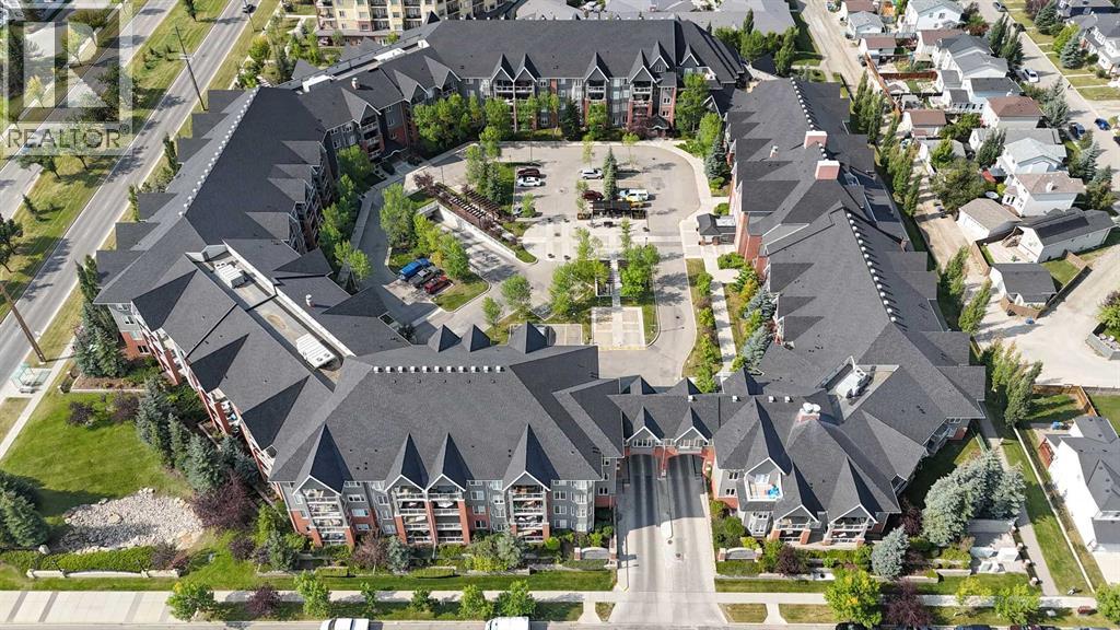 Single Family House for Sale in   Everstone Drive SW Evergreen Calgary 