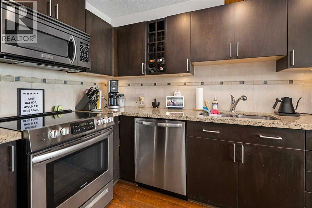 Single Family House for Sale in   Spruce Place SW Spruce Cliff Calgary 