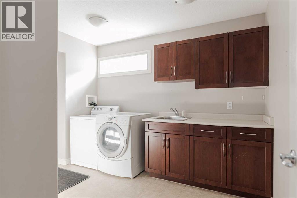 237 Crown Creek Lane, Fort McMurray