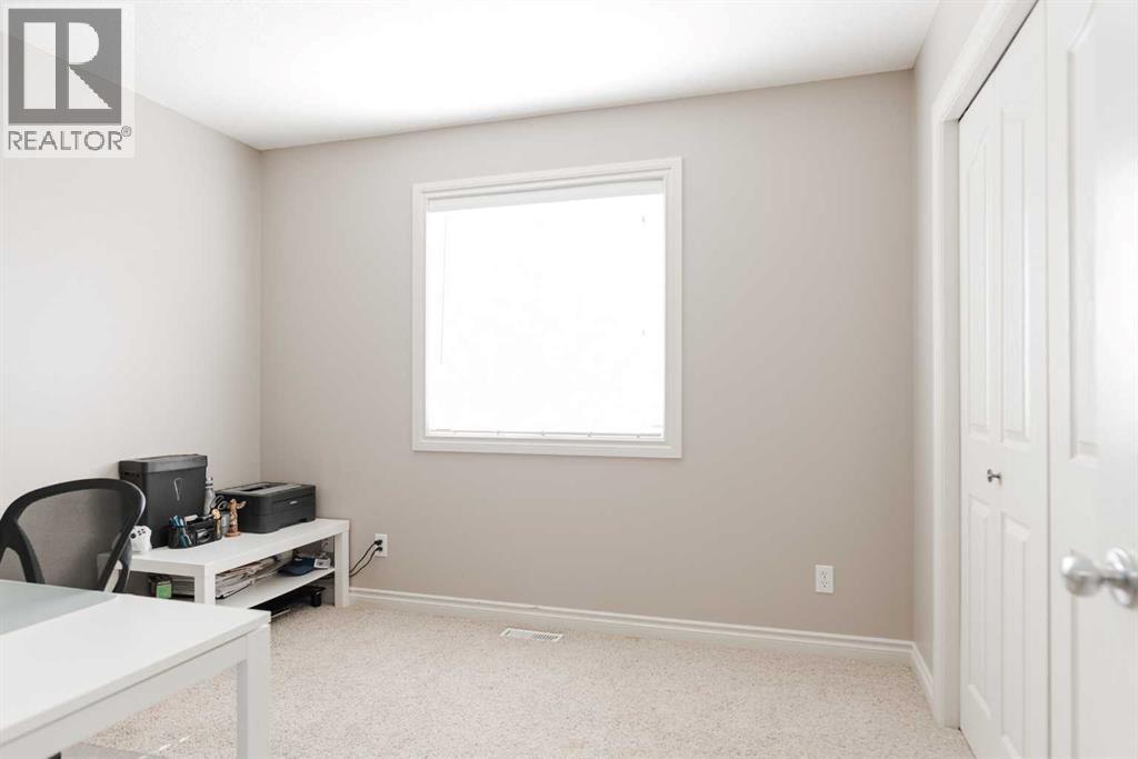 237 Crown Creek Lane, Fort McMurray