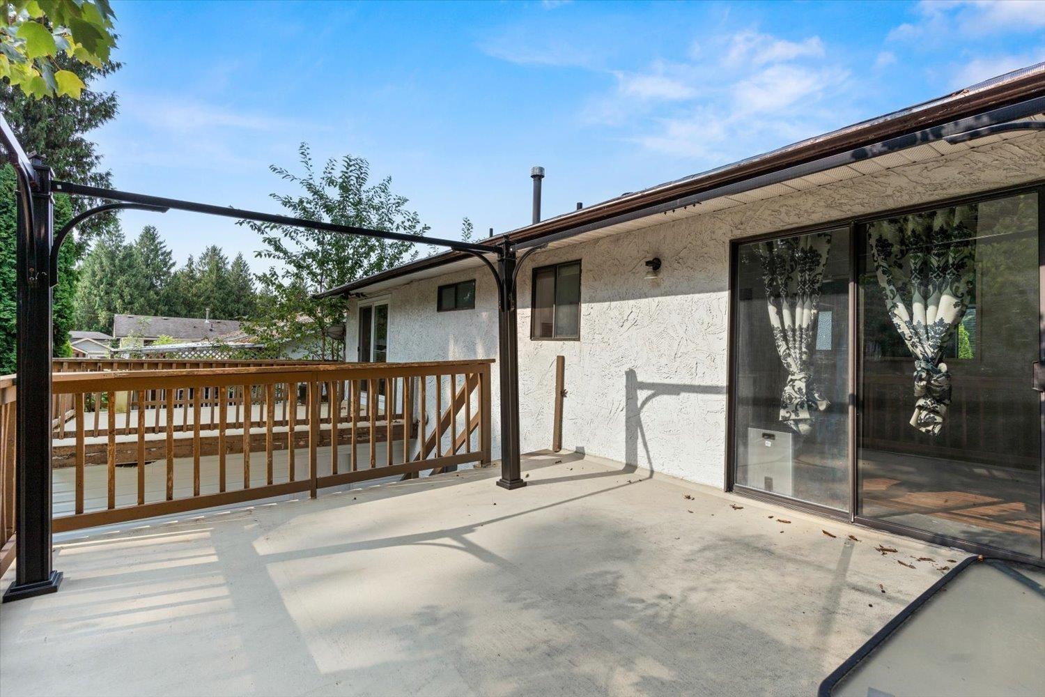 7976 TANAGER STREET, Mission