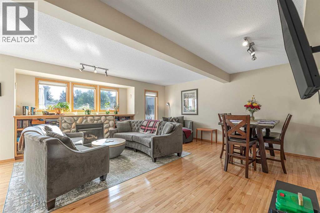 Single Family House for Sale in  Killarney Glen Court SW Killarney/Glengarry Calgary 