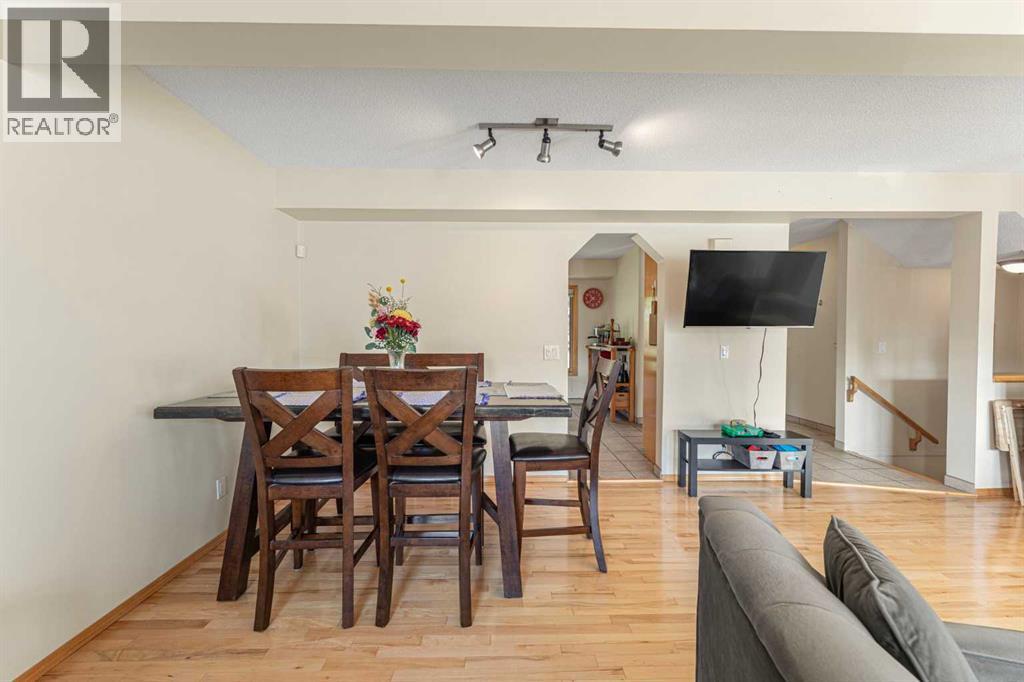 Single Family House for Sale in  Killarney Glen Court SW Killarney/Glengarry Calgary 