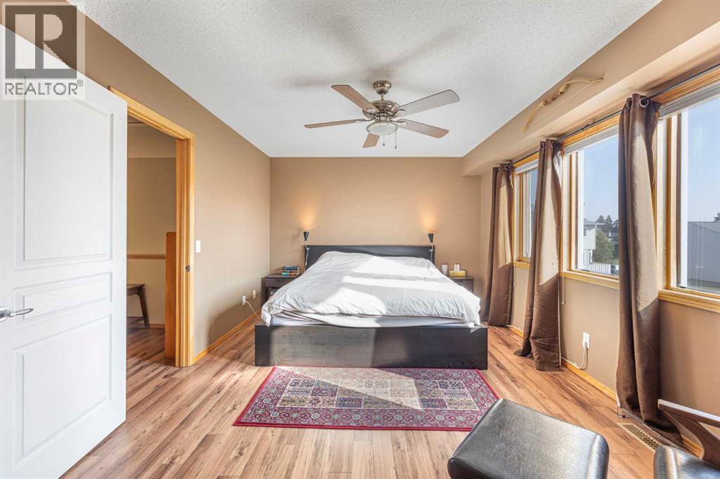 Single Family House for Sale in  Killarney Glen Court SW Killarney/Glengarry Calgary 