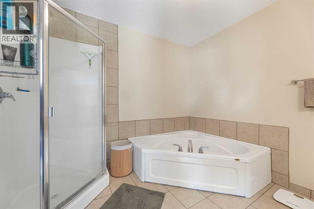 Single Family House for Sale in  Killarney Glen Court SW Killarney/Glengarry Calgary 