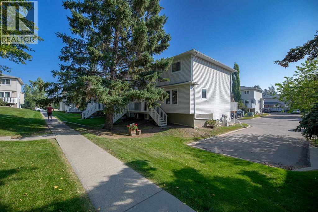 Single Family House for Sale in  Killarney Glen Court SW Killarney/Glengarry Calgary 