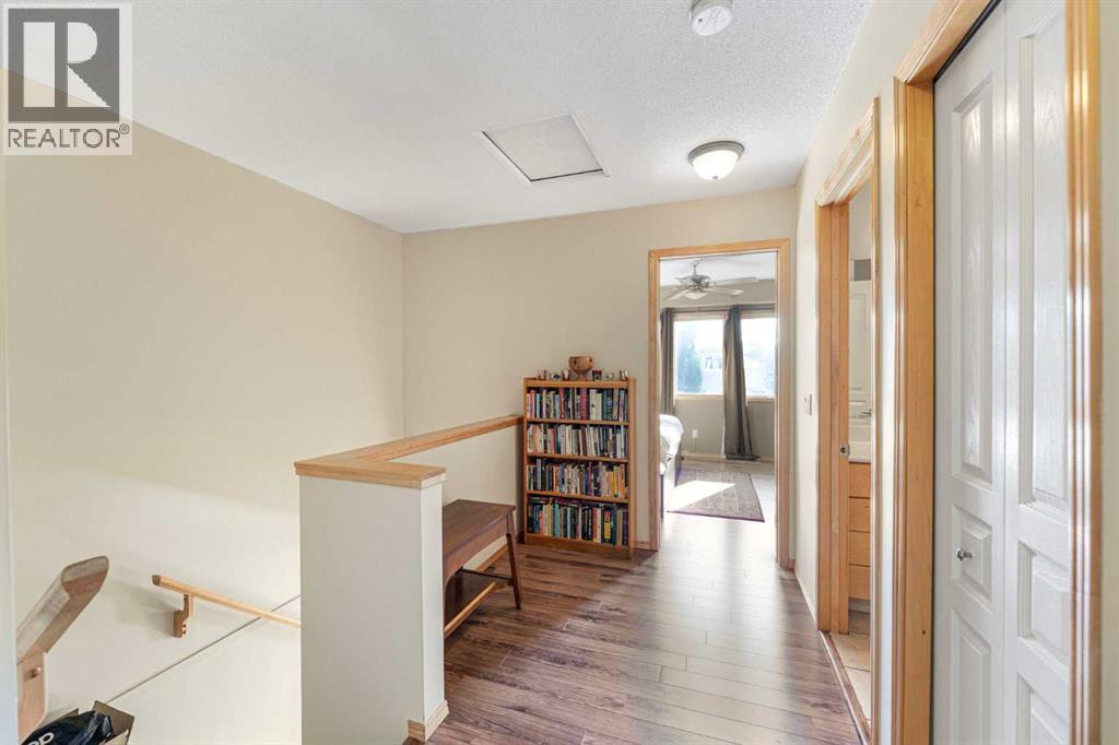 Single Family House for Sale in  Killarney Glen Court SW Killarney/Glengarry Calgary 