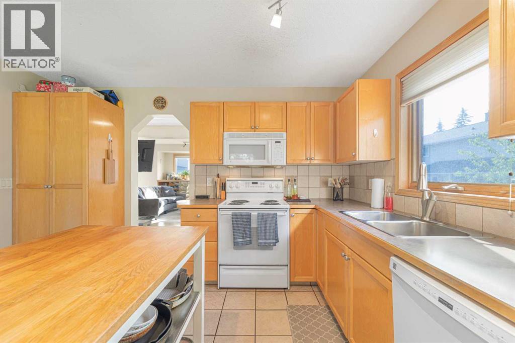 Single Family House for Sale in  Killarney Glen Court SW Killarney/Glengarry Calgary 