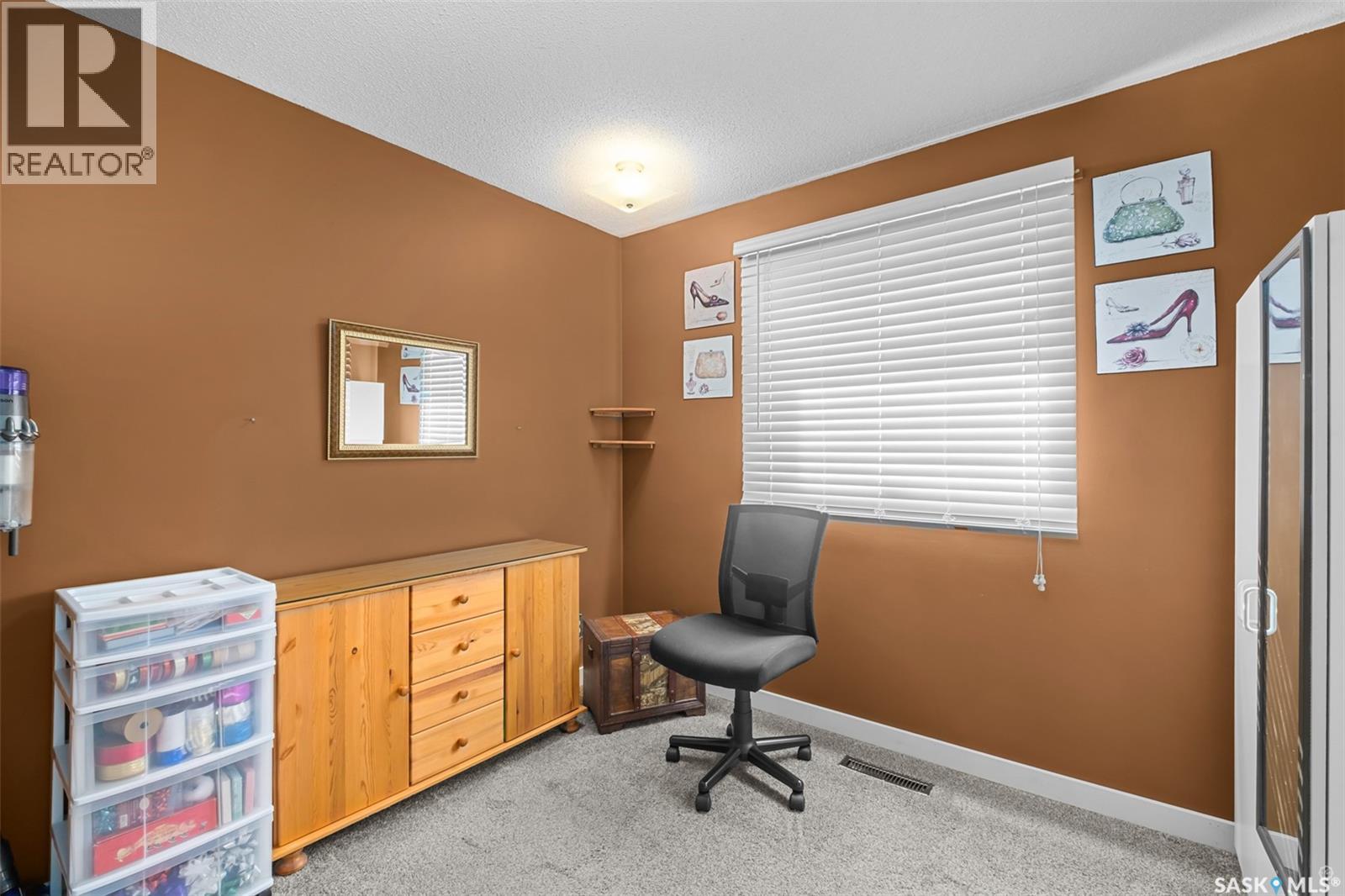 Single Family House Bungalow for Sale in  th STREET E Prince Albert 