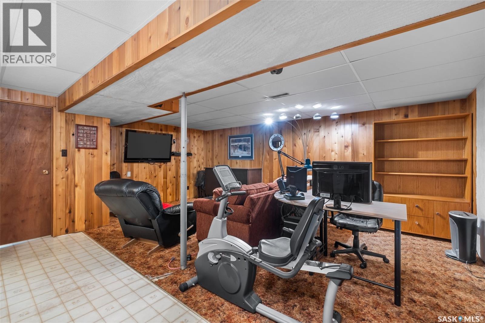 Single Family House Bungalow for Sale in  th STREET E Prince Albert 
