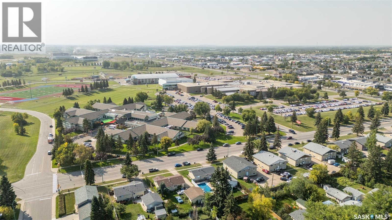 Single Family House Bungalow for Sale in  th STREET E Prince Albert 