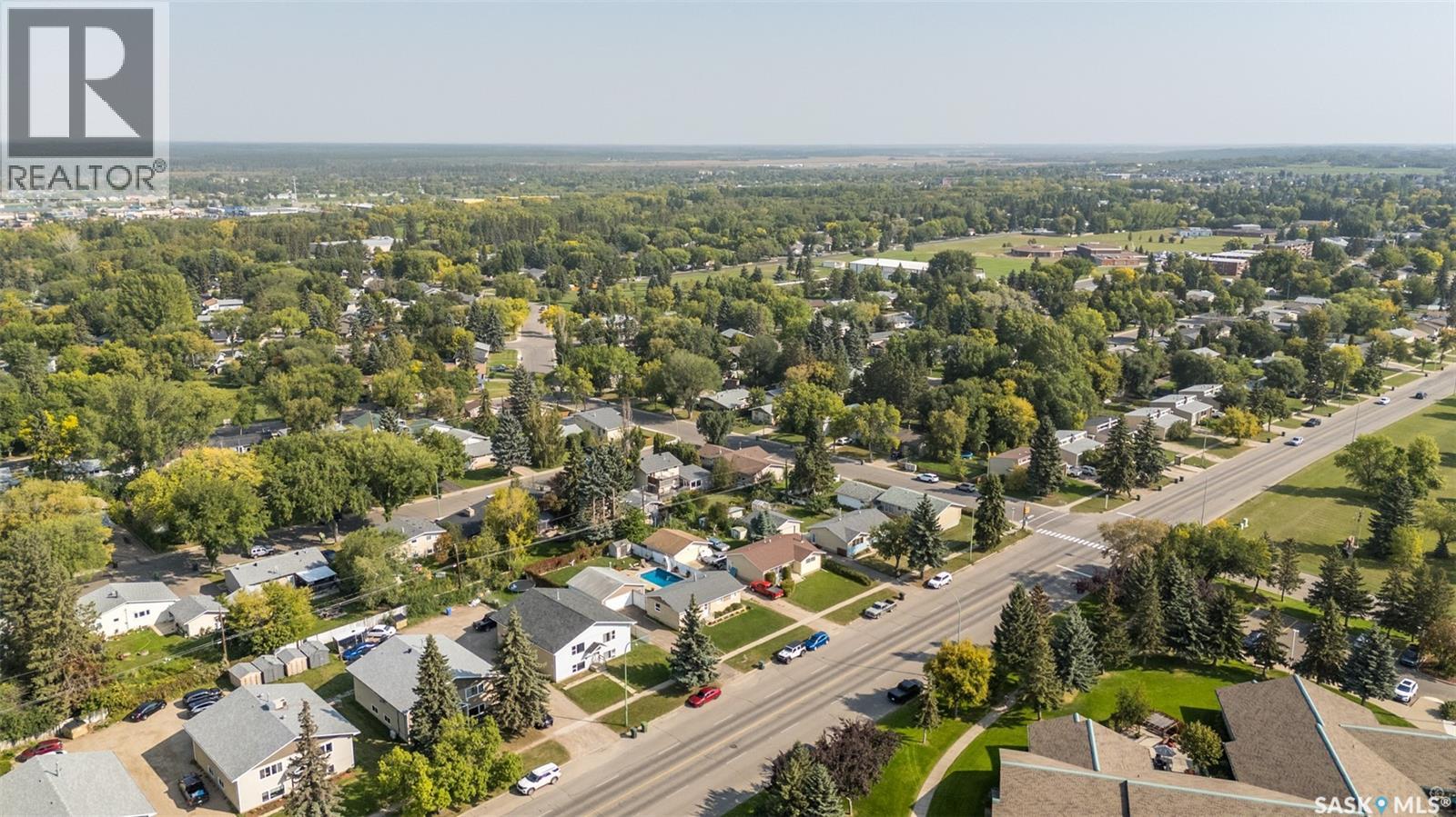 Single Family House Bungalow for Sale in  th STREET E Prince Albert 