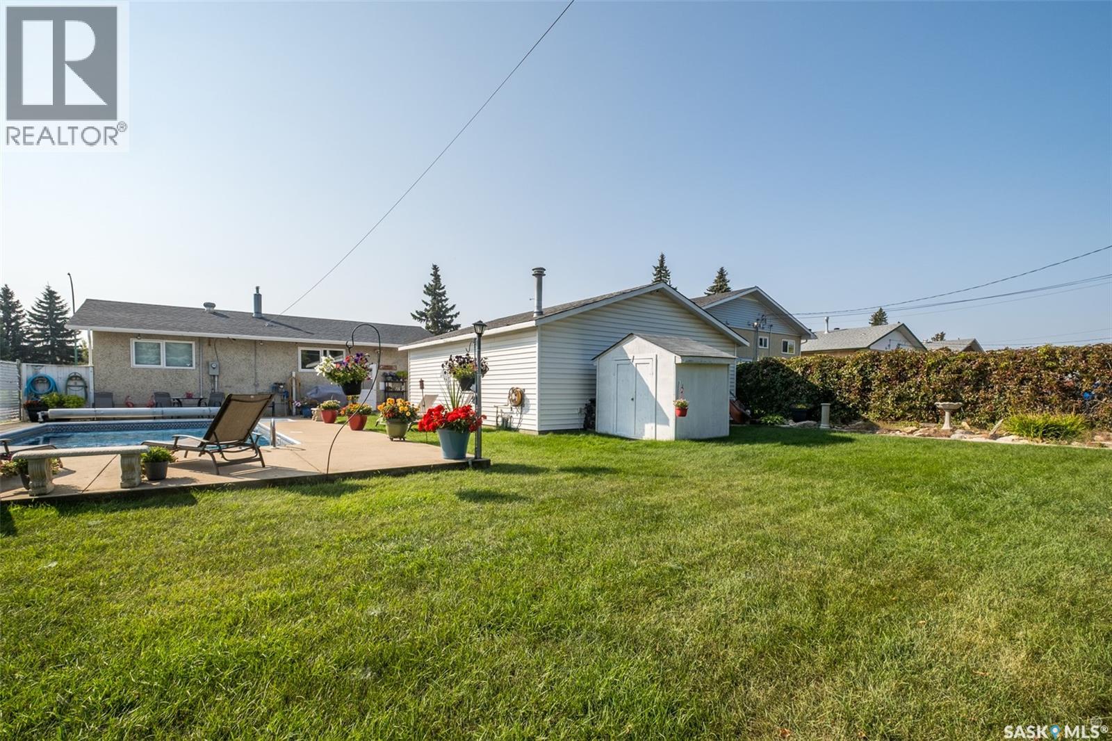 Single Family House Bungalow for Sale in  th STREET E Prince Albert 
