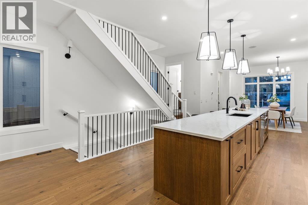 Single Family House for Sale in   Avenue NW West Hillhurst Calgary 