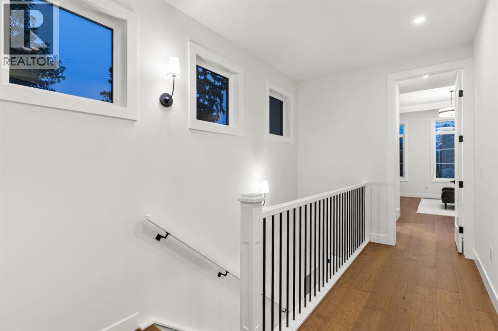Single Family House for Sale in   Avenue NW West Hillhurst Calgary 