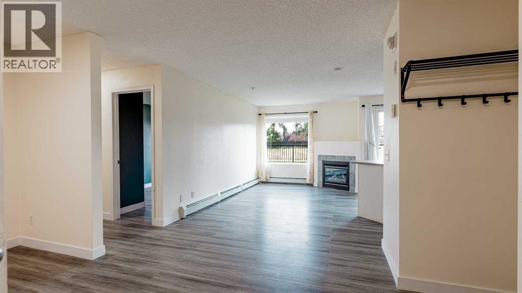 Single Family House for Sale in   Valleyview Park SE Dover Calgary 