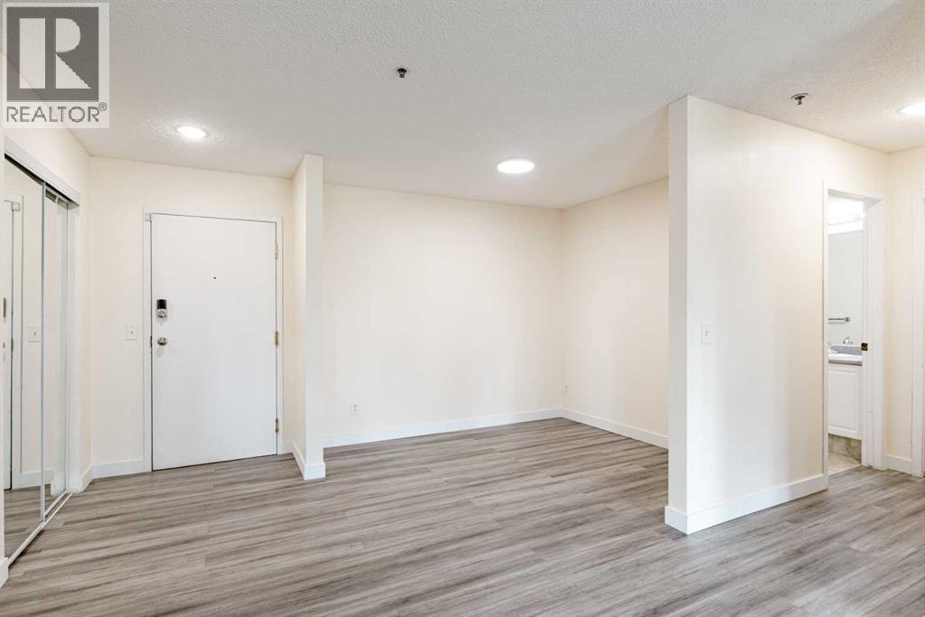 Single Family House for Sale in   Valleyview Park SE Dover Calgary 
