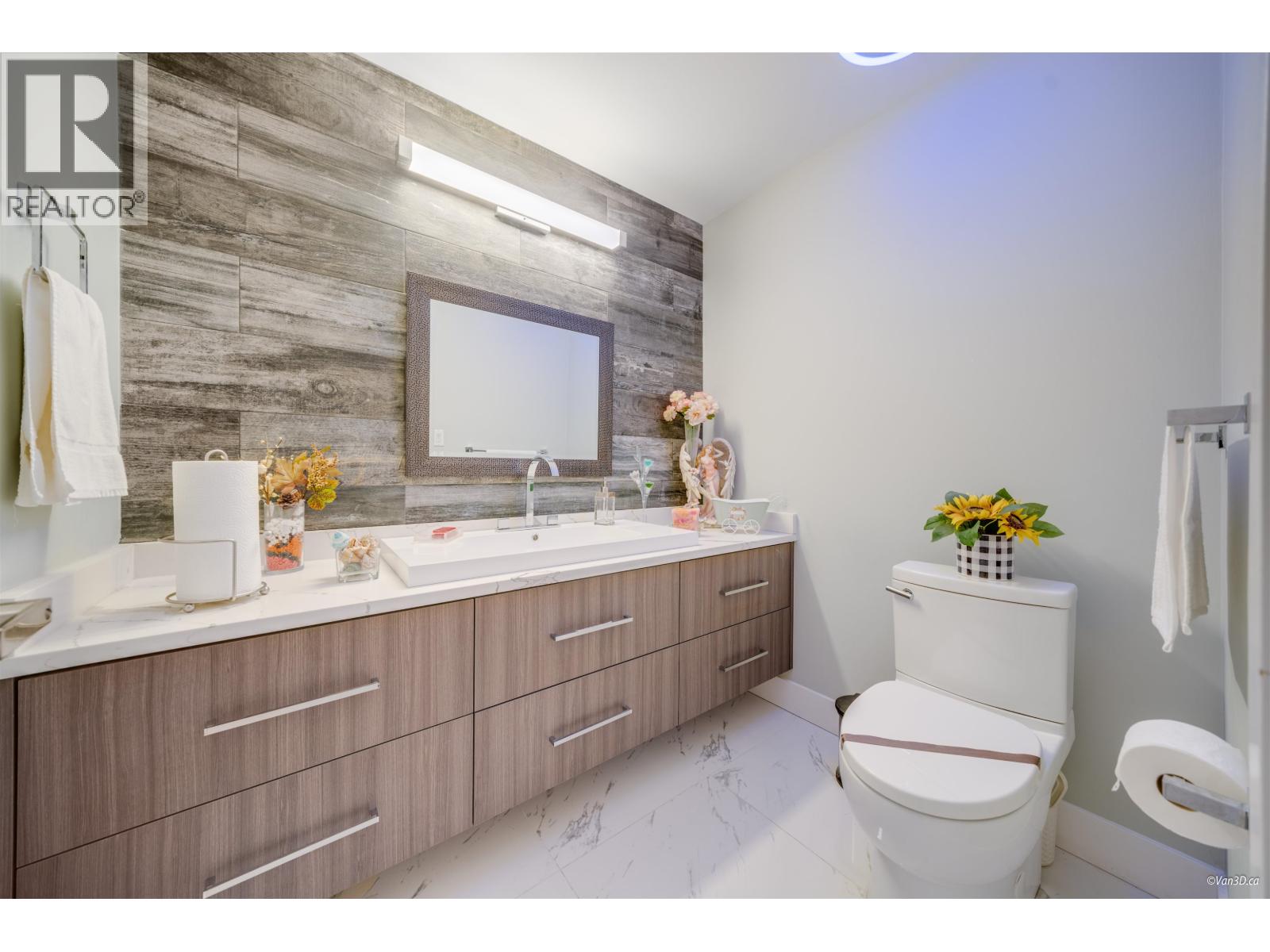 1135 GROVELAND COURT, West Vancouver