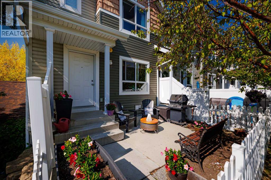 Single Family House for Sale in  Tuscany Court NW Tuscany Calgary 