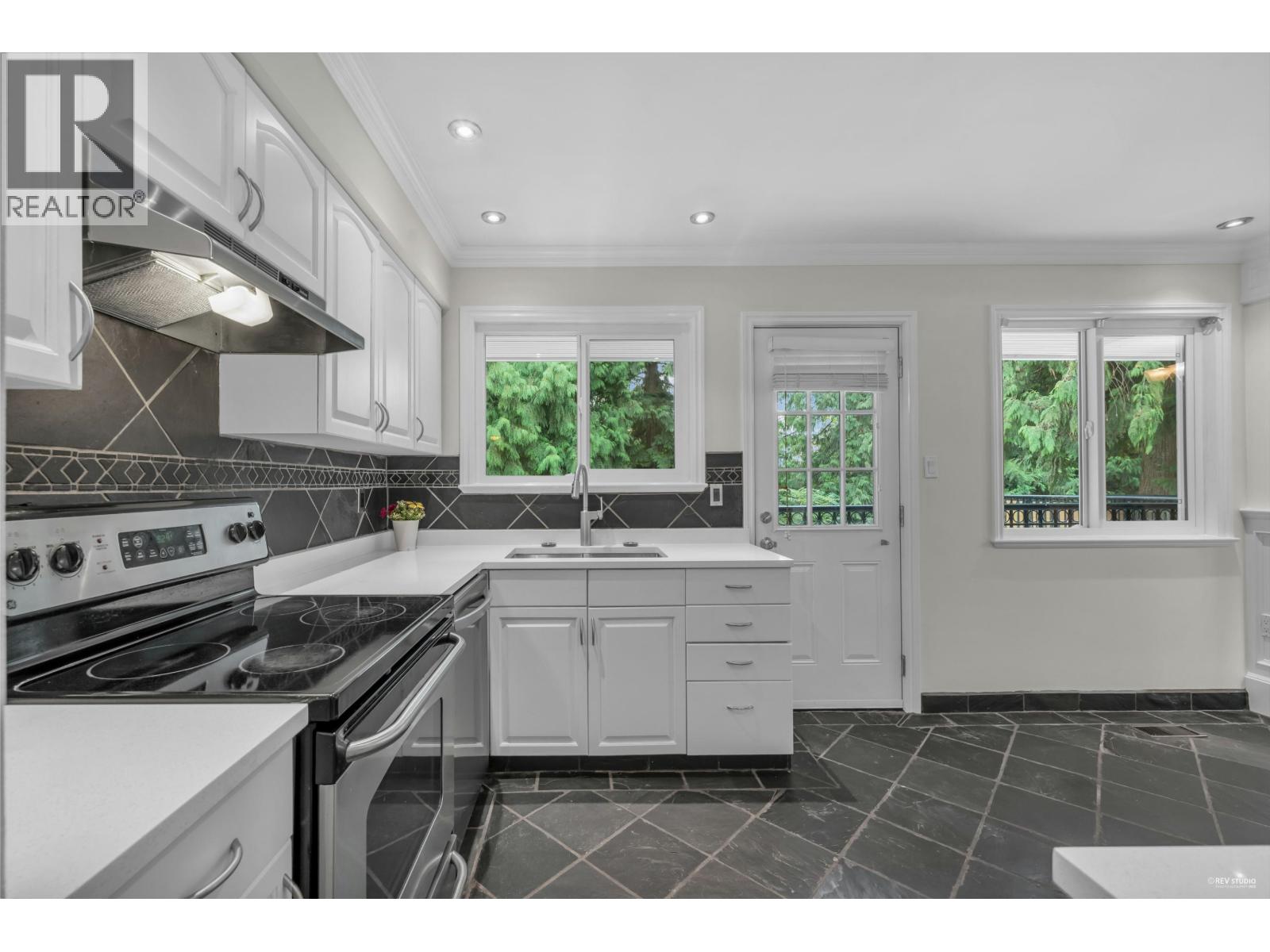 1226 BARBERRY DRIVE, Port Coquitlam