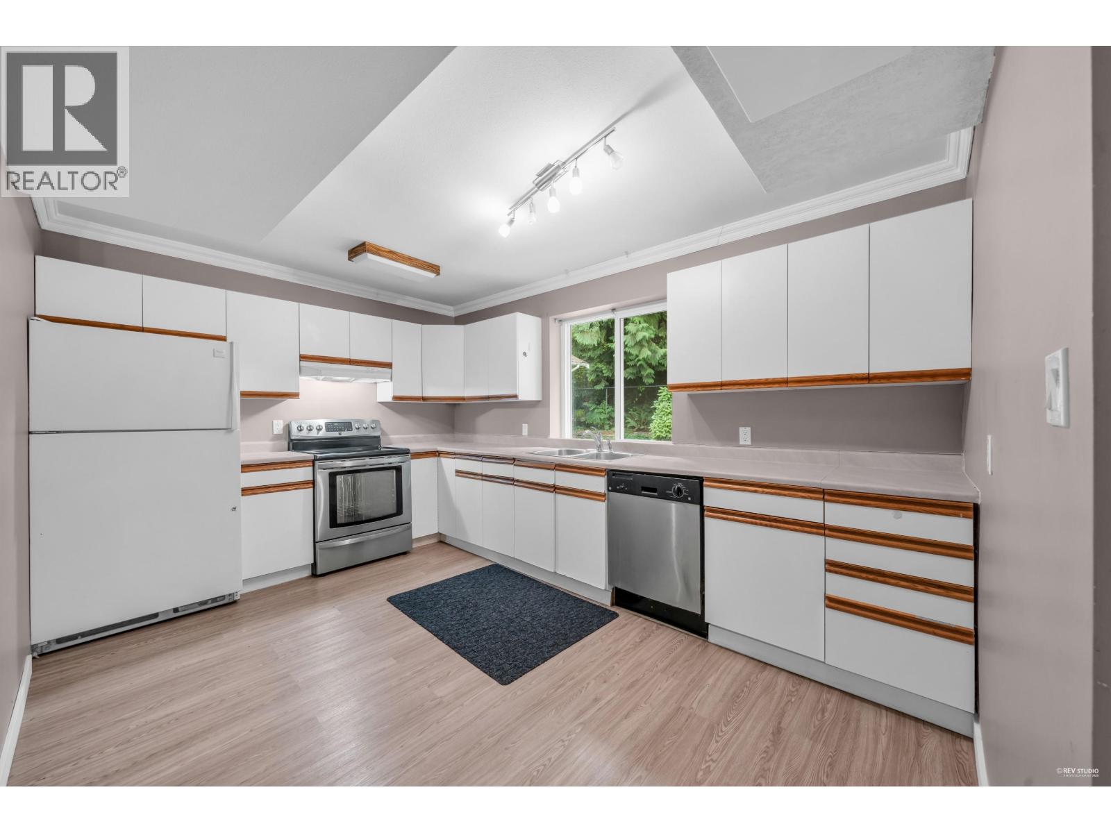 1226 BARBERRY DRIVE, Port Coquitlam