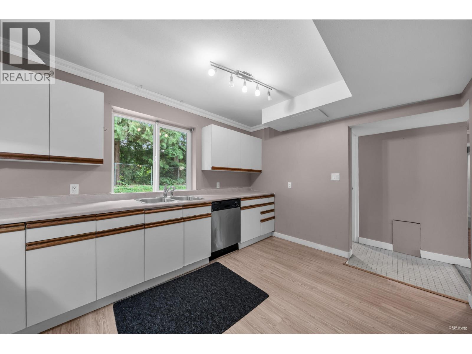 1226 BARBERRY DRIVE, Port Coquitlam