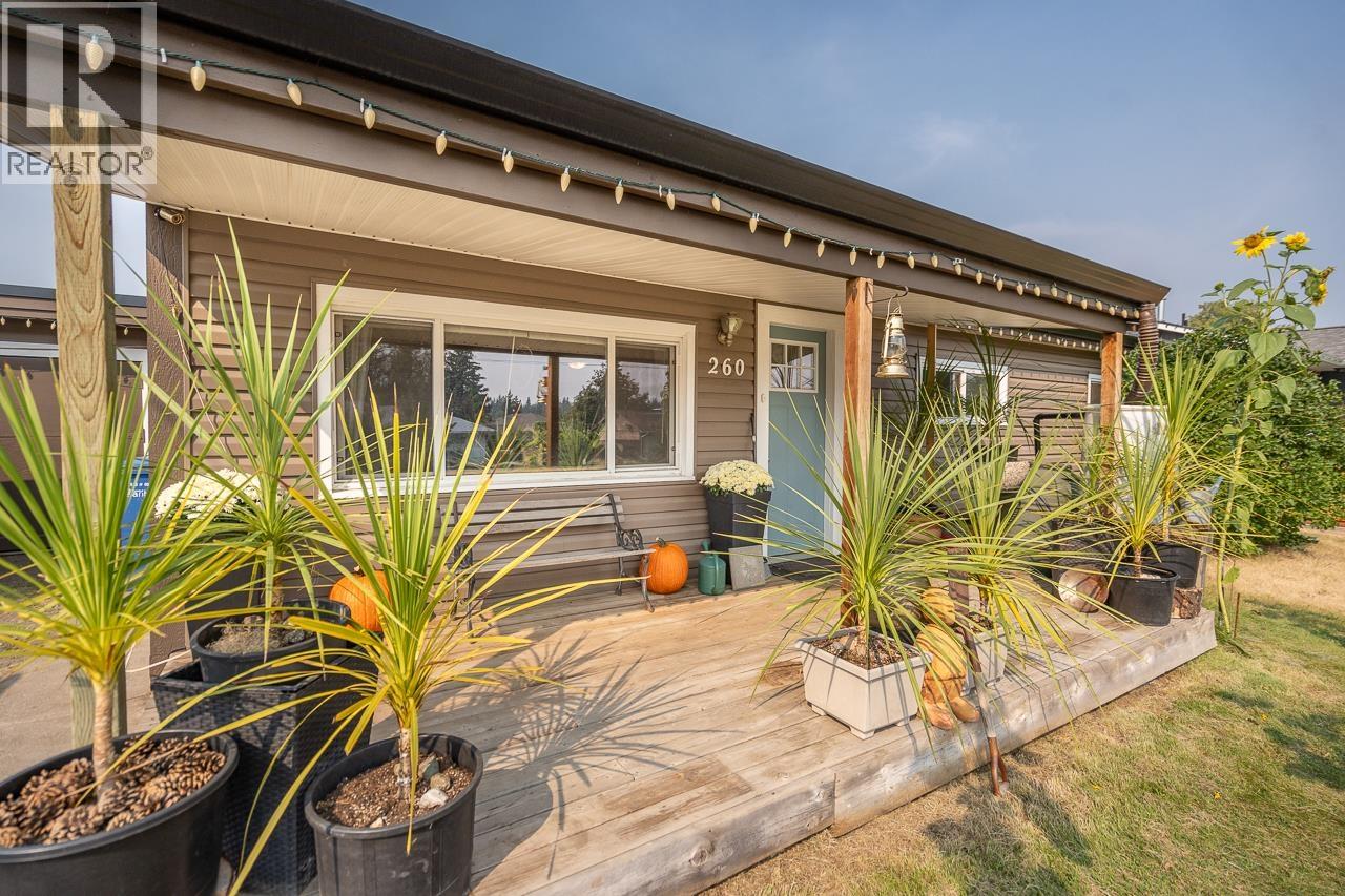 260 DOGWOOD AVENUE - 2