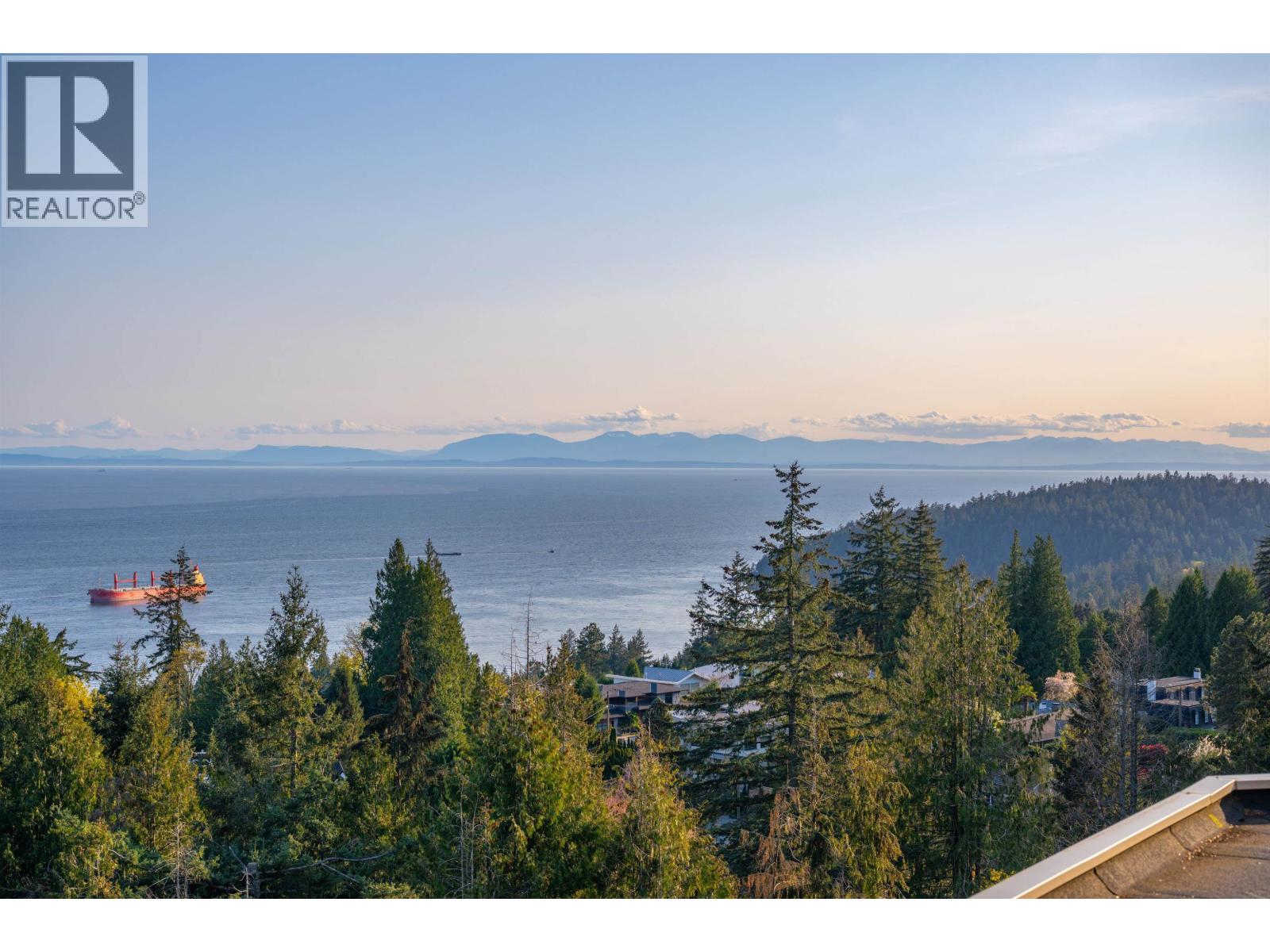 4060 ALMONDEL ROAD, West Vancouver