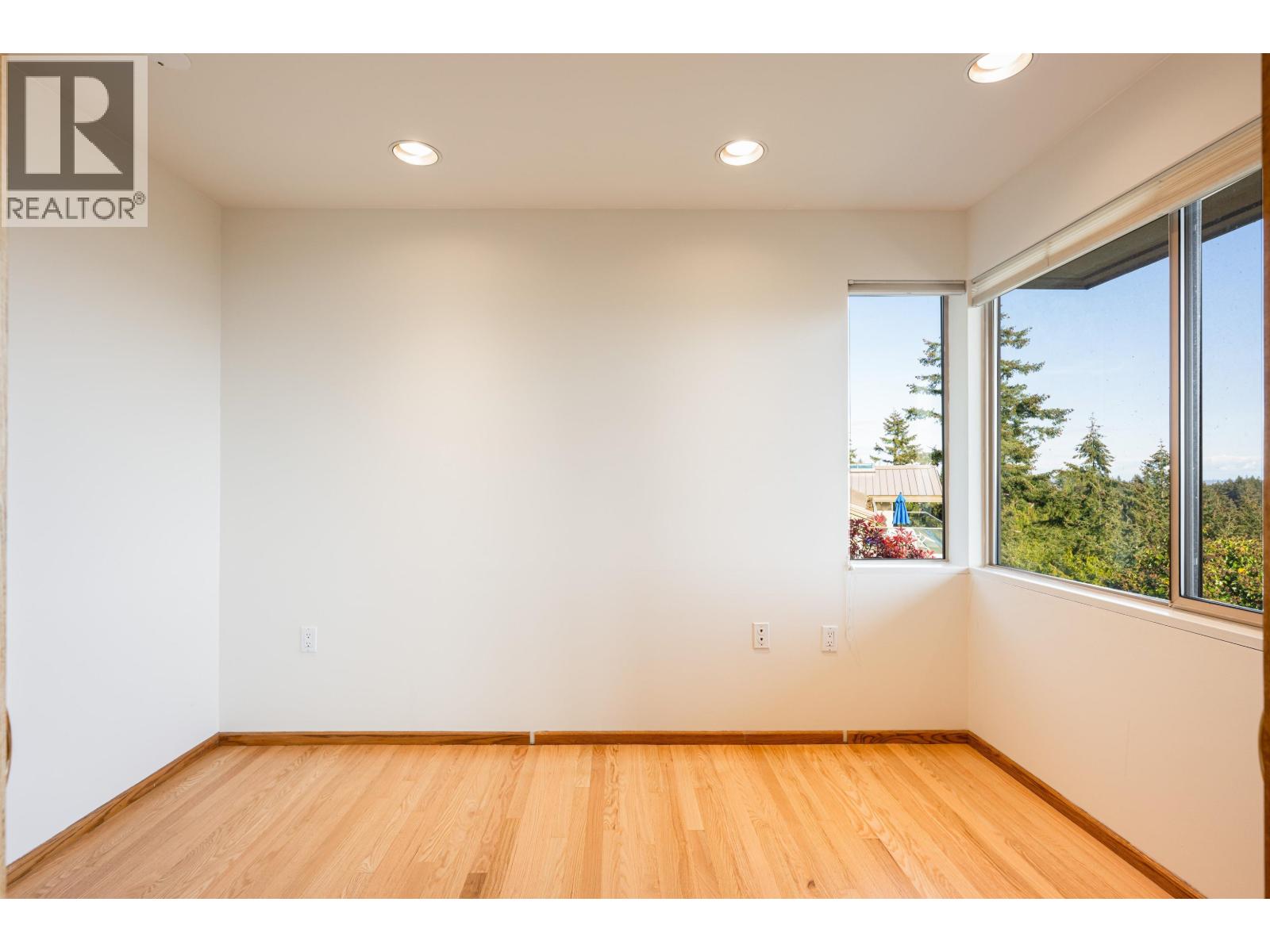 4060 ALMONDEL ROAD, West Vancouver