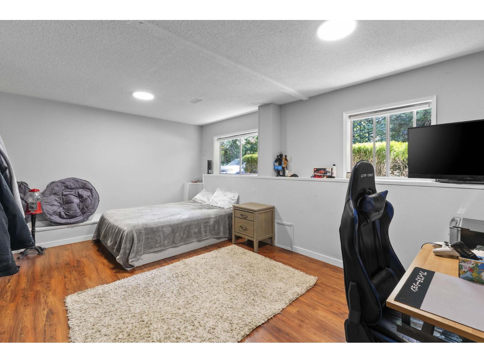 29615 CAMELOT AVENUE, Abbotsford