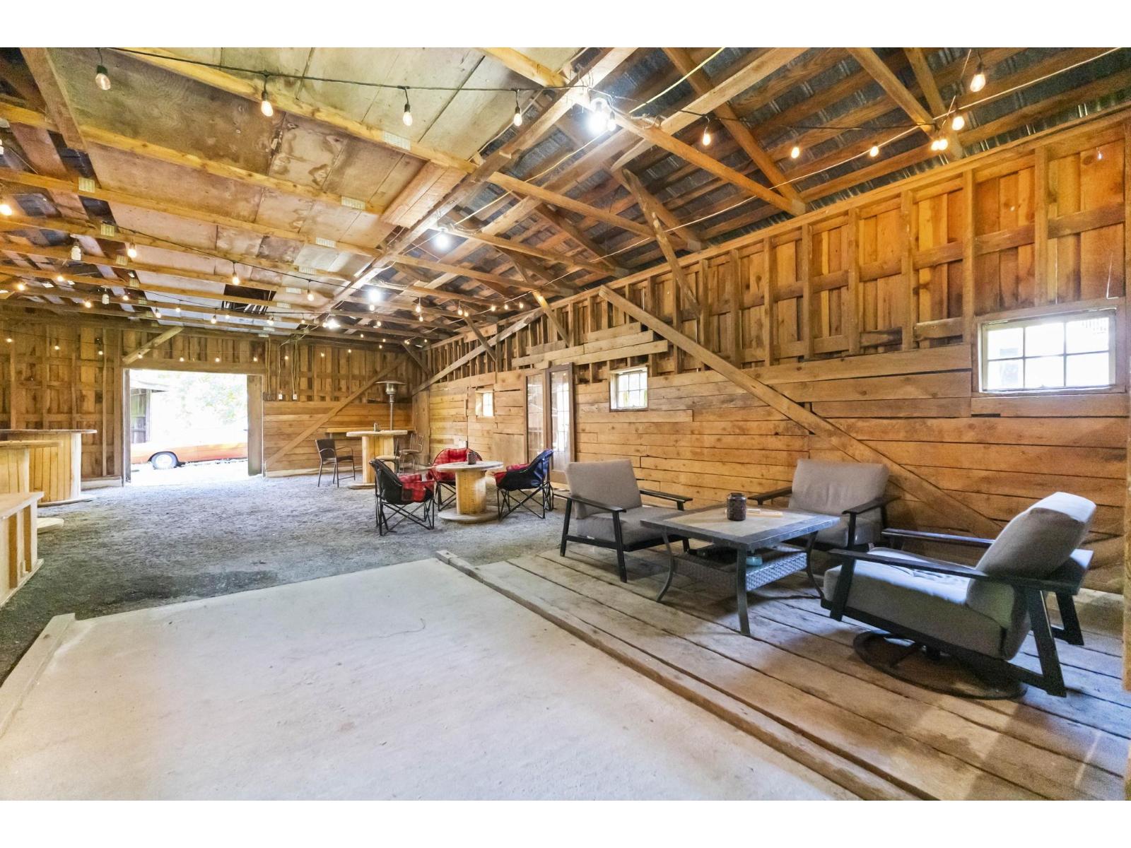 29615 CAMELOT AVENUE, Abbotsford
