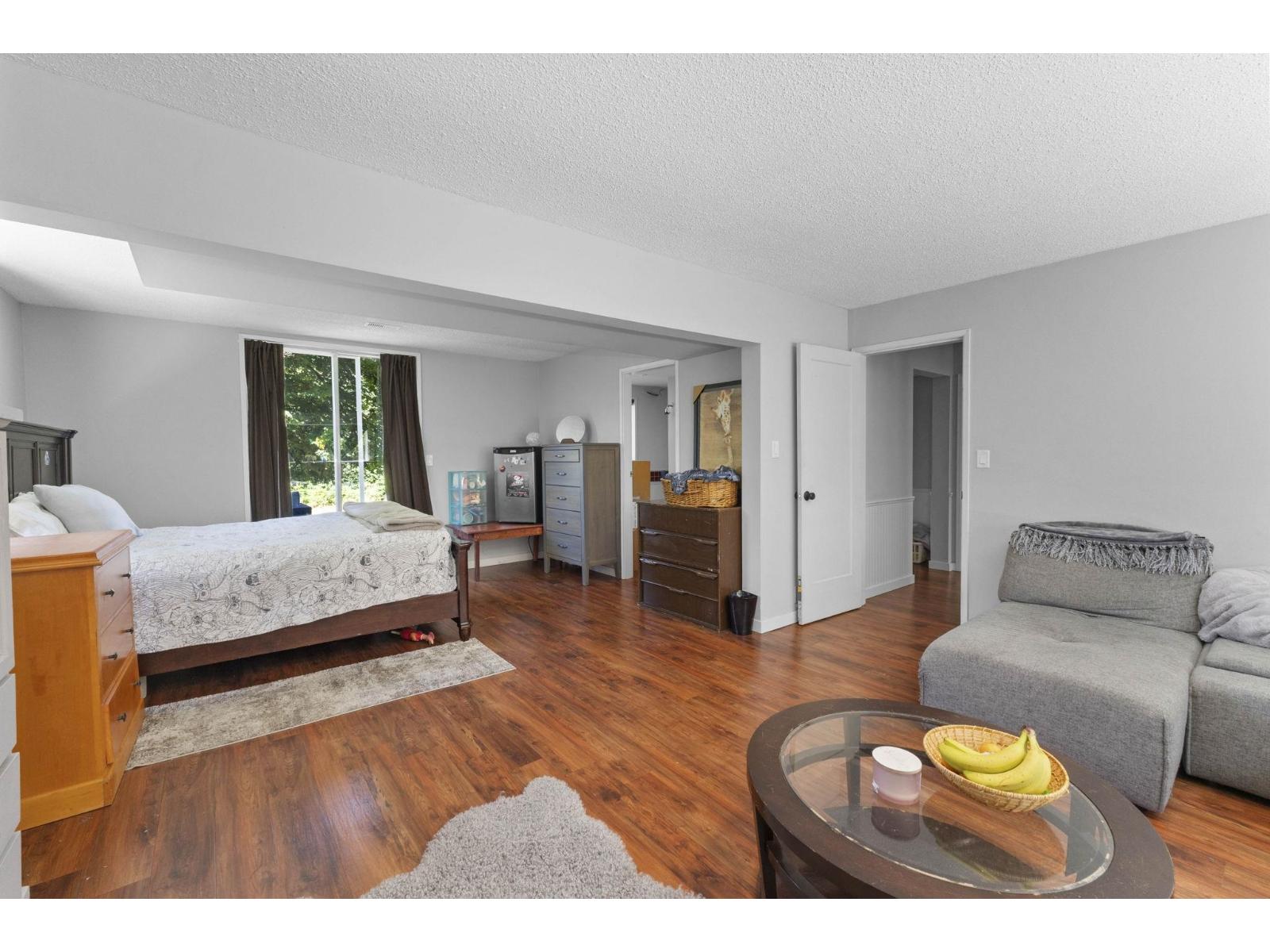 29615 CAMELOT AVENUE, Abbotsford