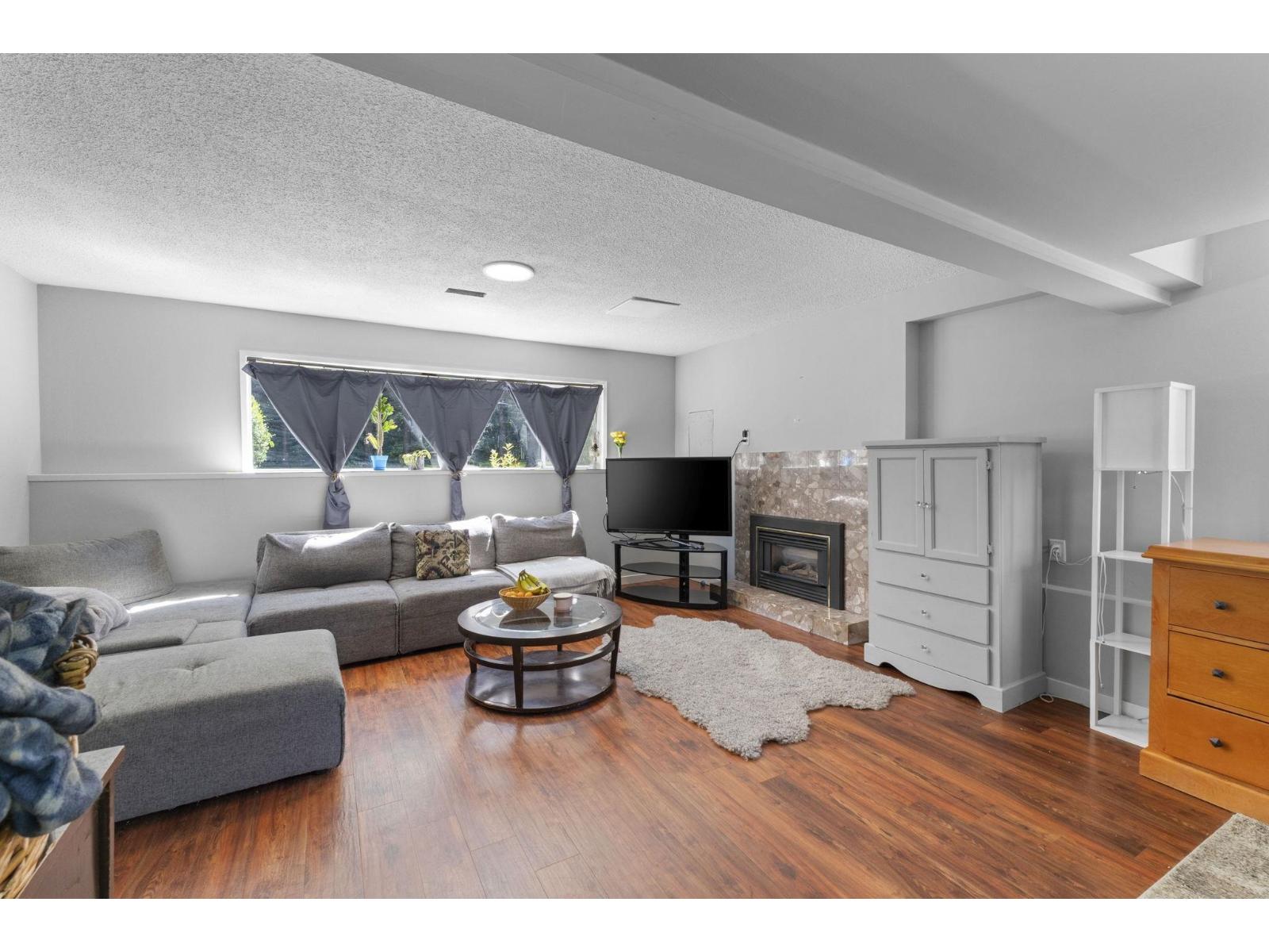 29615 CAMELOT AVENUE, Abbotsford