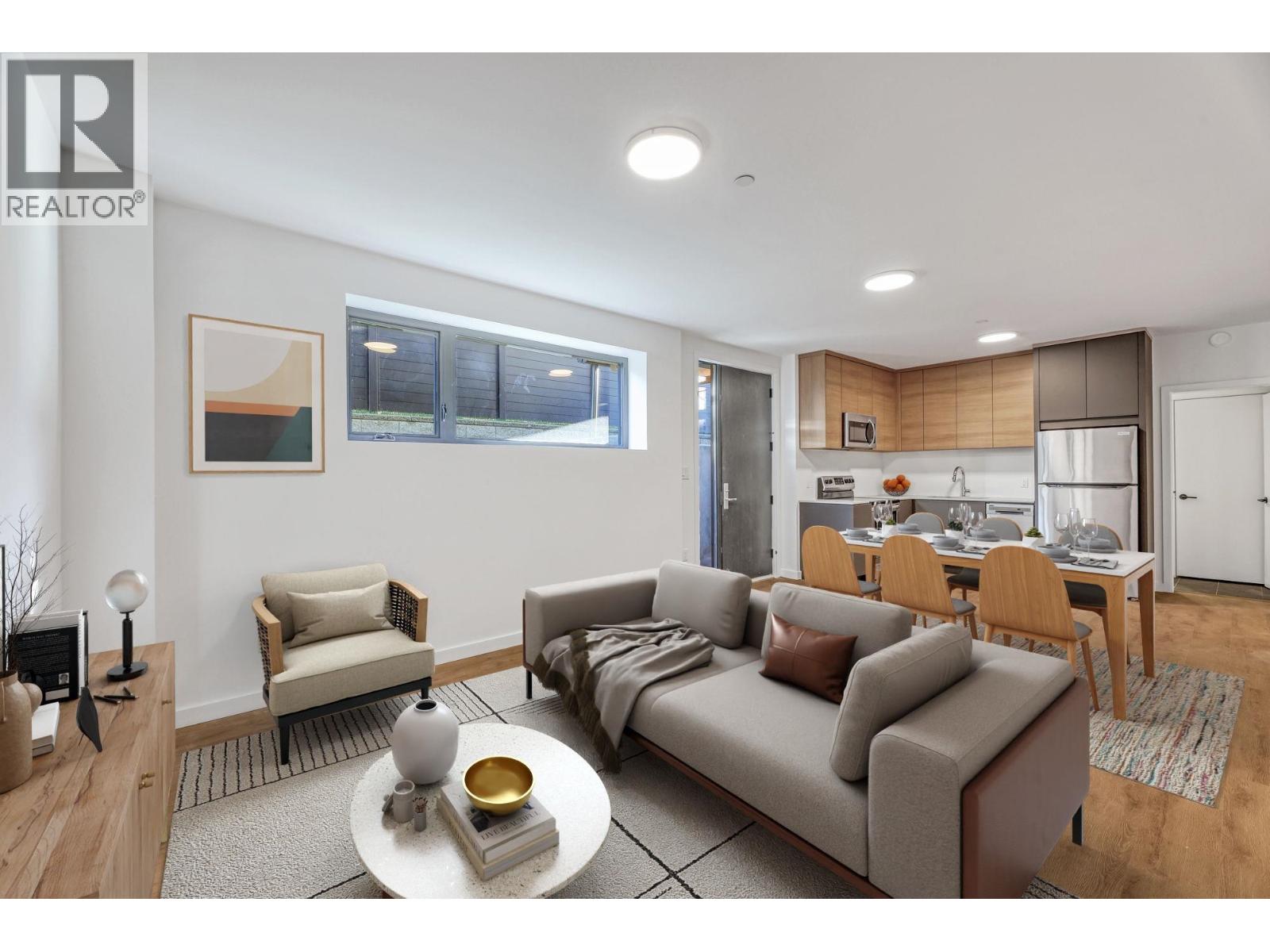 2943 HUCKLEBERRY DRIVE, Squamish