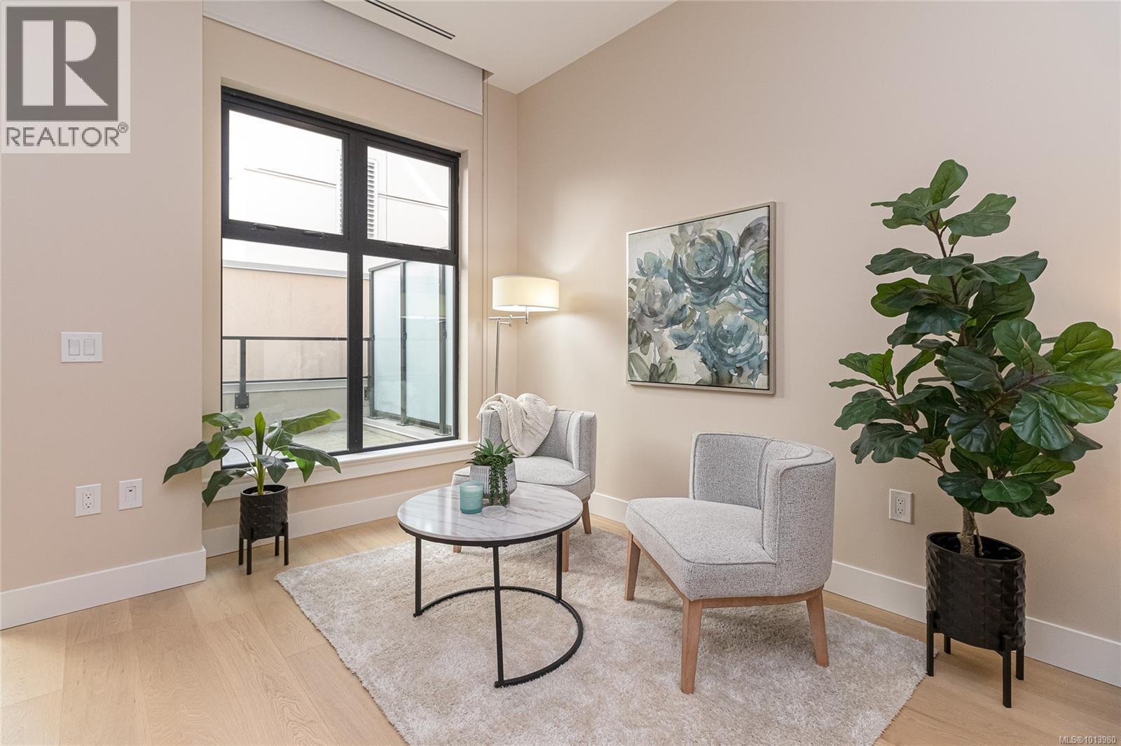 314 521 Courtney Street, Victoria