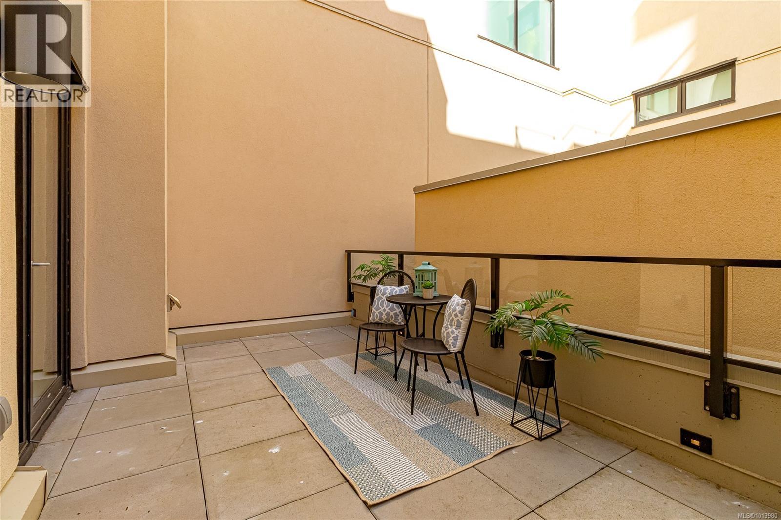 314 521 Courtney Street, Victoria