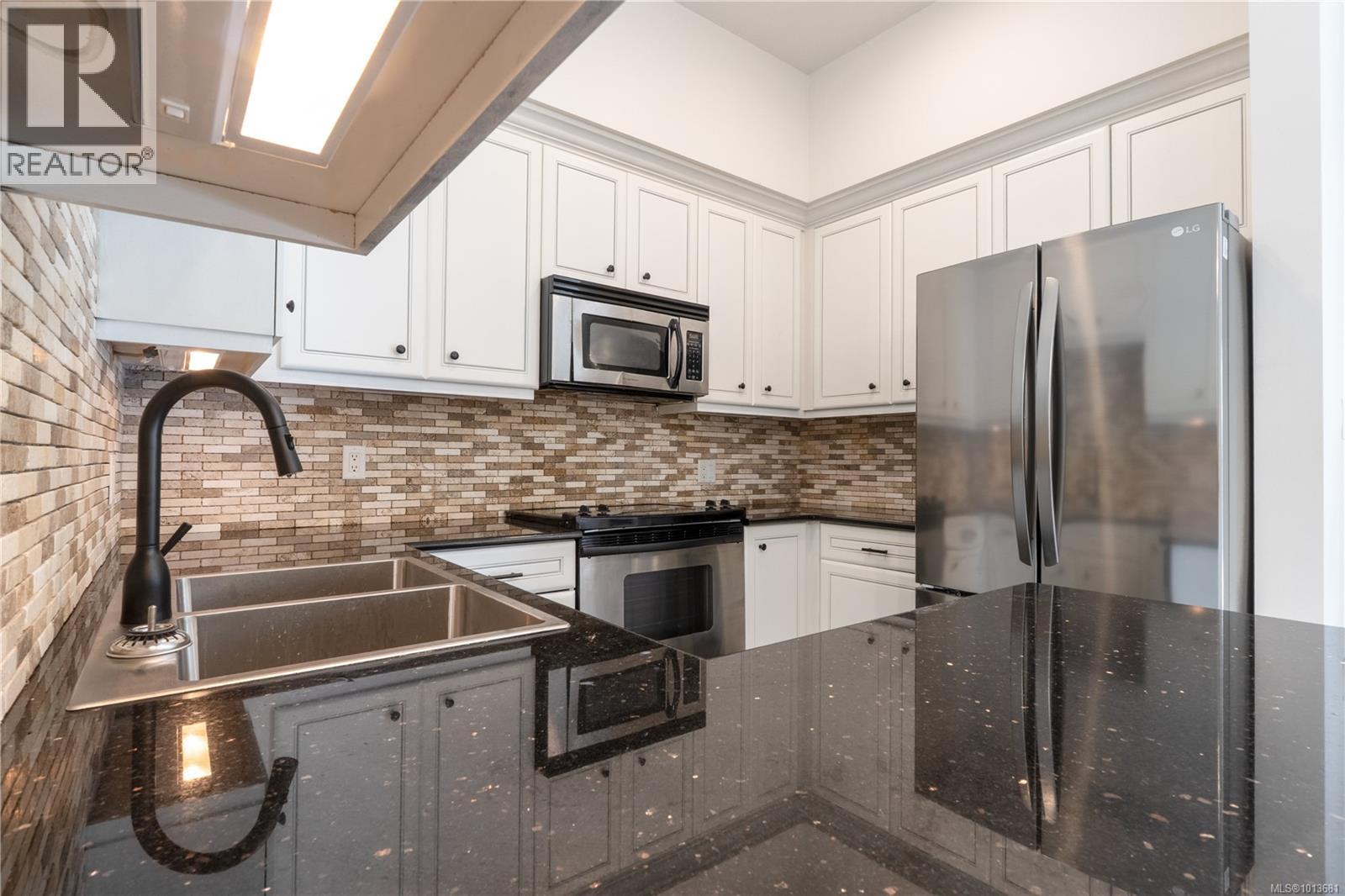 147 1335 BEAR MOUNTAIN Parkway, Langford