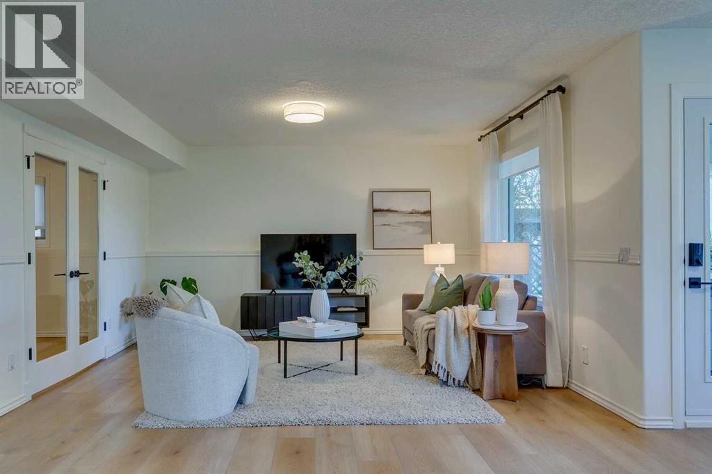 Single Family House for Sale in  Edgevalley Landing NW Edgemont Calgary 