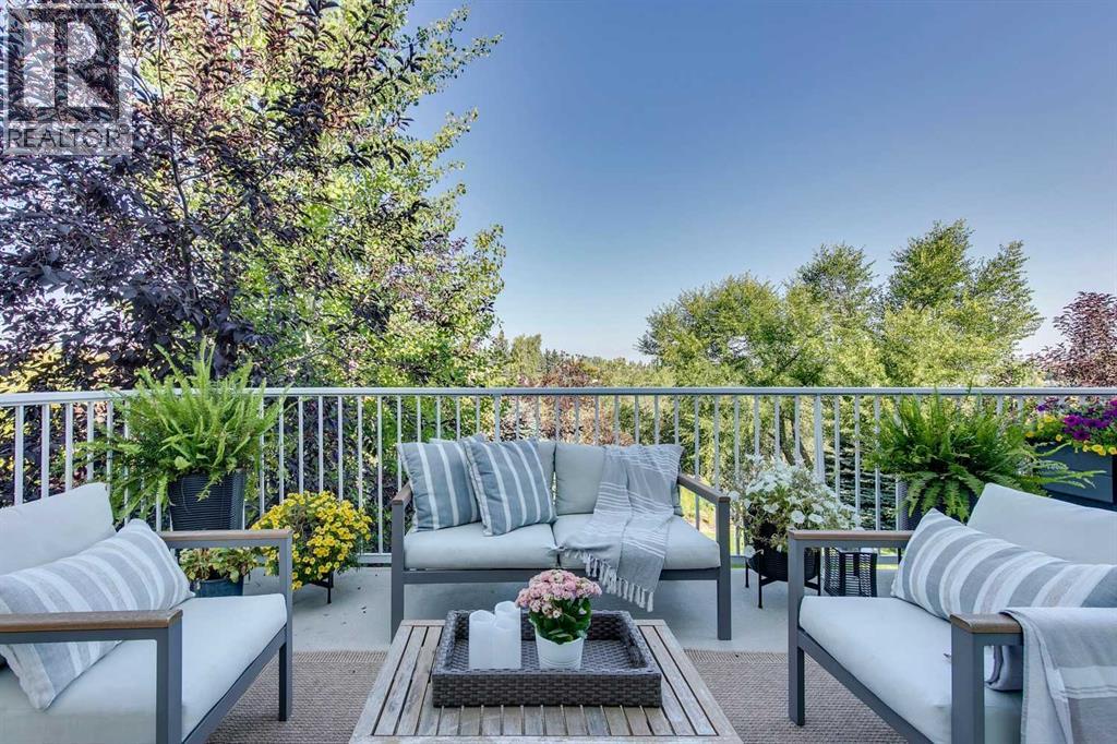 Single Family House for Sale in  Edgevalley Landing NW Edgemont Calgary 