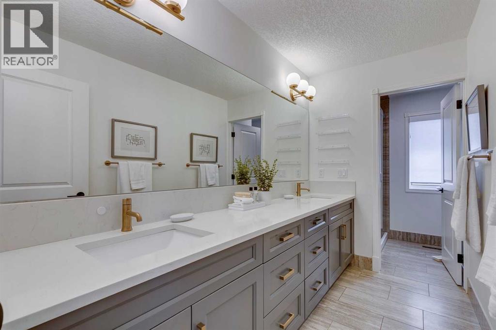 Single Family House for Sale in  Edgevalley Landing NW Edgemont Calgary 