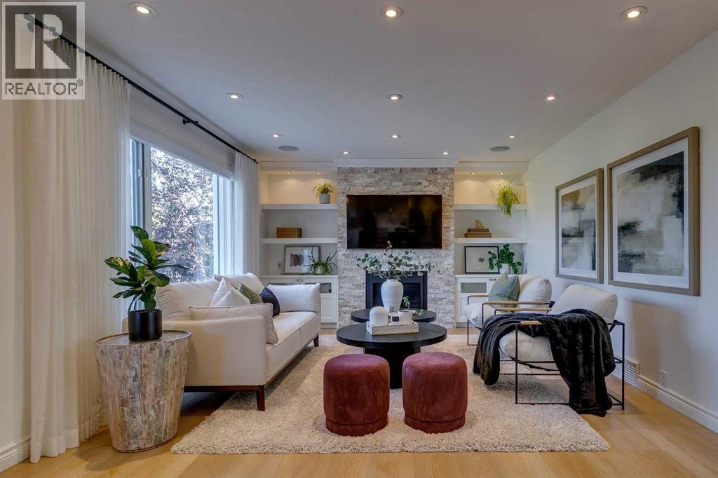 Single Family House for Sale in  Edgevalley Landing NW Edgemont Calgary 